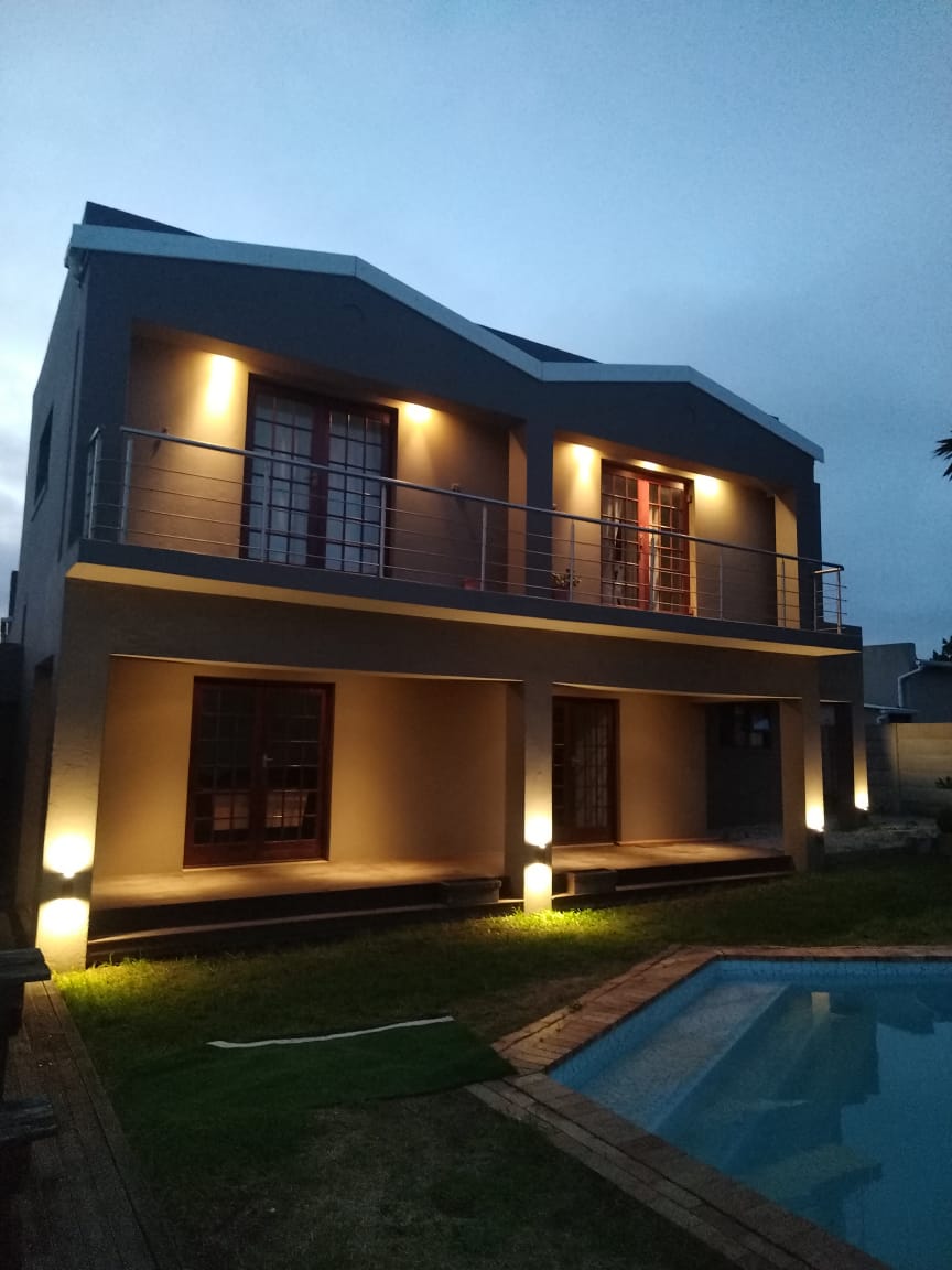 To Let 2 Bedroom Property for Rent in Newton Park Eastern Cape